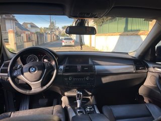 BMW X6 2011