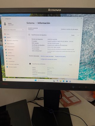 Mini PC Lenovo Negro
