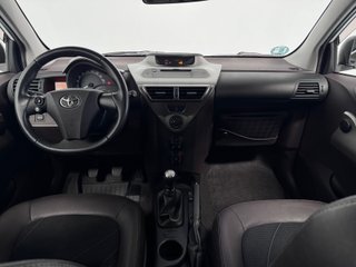Toyota iQ iQ 1.0
