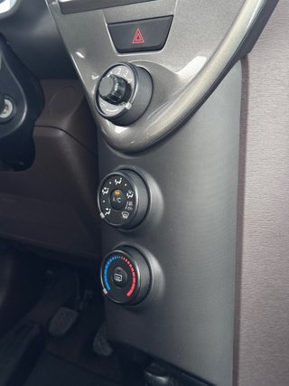 Toyota iQ iQ 1.0