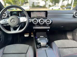 Mercedes-Benz CLA 180 AMG
