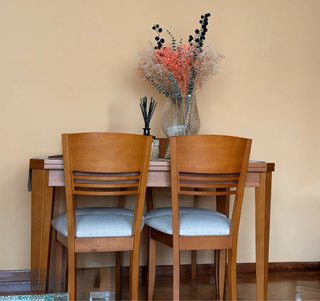 Mesa comedor y 4 sillas madera