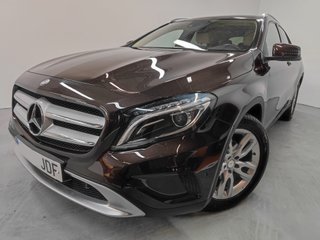 Mercedes-Benz GLA 2015