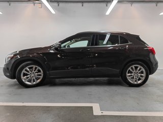 Mercedes-Benz GLA 2015