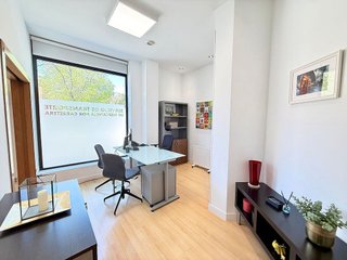 Oficina en venta en San José - Buenos Aires en Pinto