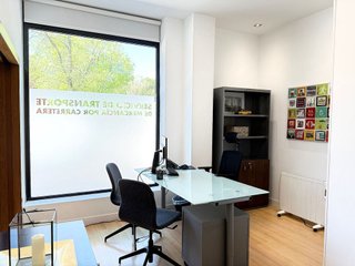 Oficina en venta en San José - Buenos Aires en Pinto