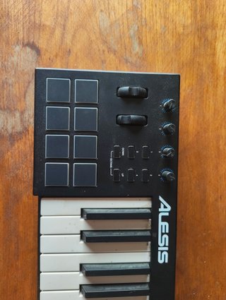 Alesis V49 Teclado Controlador MIDI