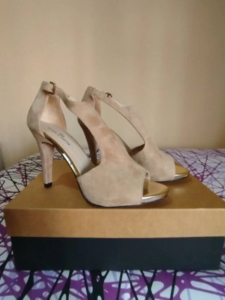 Zapatos tacón Gloria Ortiz rosa palo y oro
