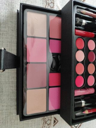 Neceser de maquillaje negro