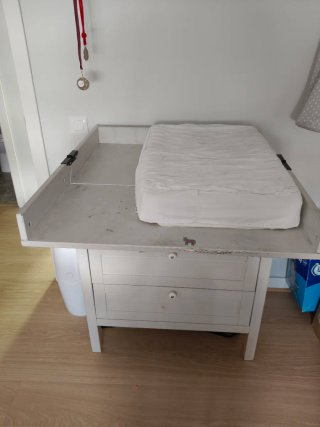Cómoda cambiador IKEA SUNDVIK