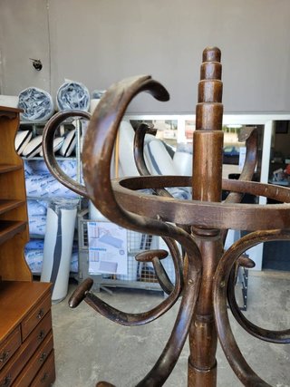 PERCHERO THONET