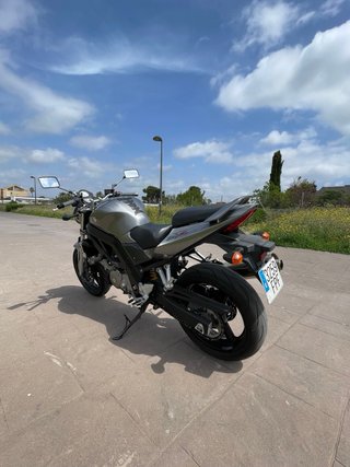 Suzuki SV 650