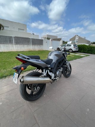 Suzuki SV 650