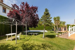 Chalet en venta en Gójar