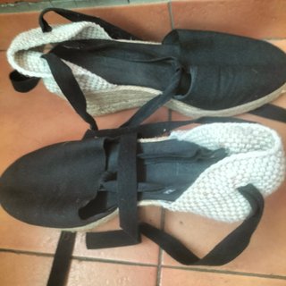 3 pares alpargatas núm 36 y 37