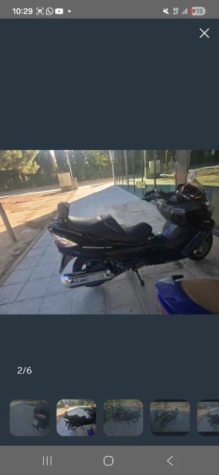 Suzuki Burgman 150 Negra