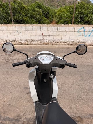 MOTO CLASSIC RIDER 125 BLANCA