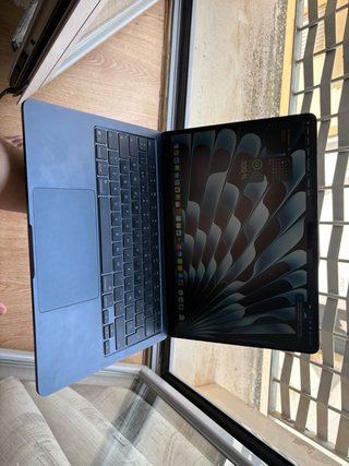 MacBook Air 13.6 2025 Azul Marino