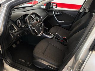 Opel Astra 2016 unico dueño