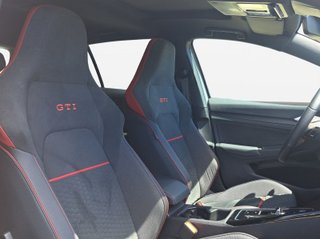 Volkswagen Golf GTI 2024