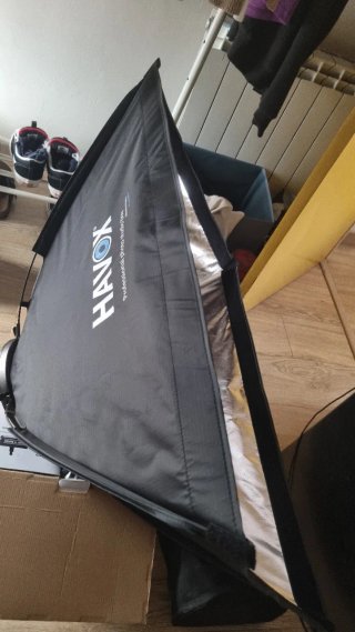 Foco, Softbox y Tripode Havox SL-150