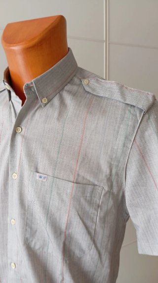 Camisa vintage gris con rayas. Hombre. Nueva