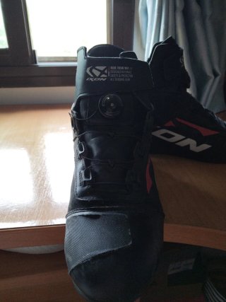 Botines moto marca IXON