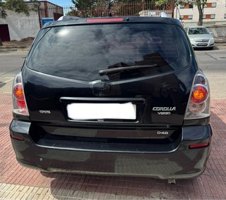 7 plazas 2.0D-4D Toyota Corolla 2005 etiqueta B