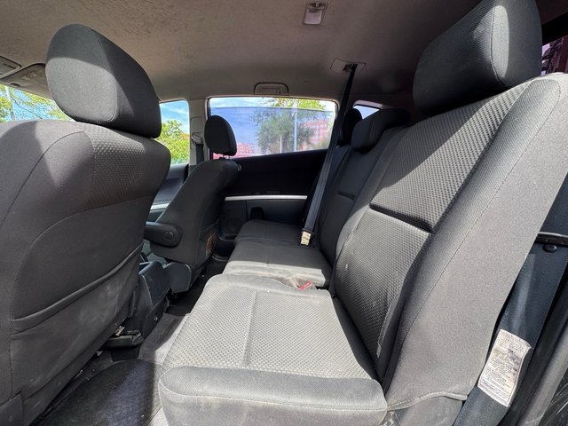 7 plazas 2.0D-4D Toyota Corolla 2005 etiqueta B