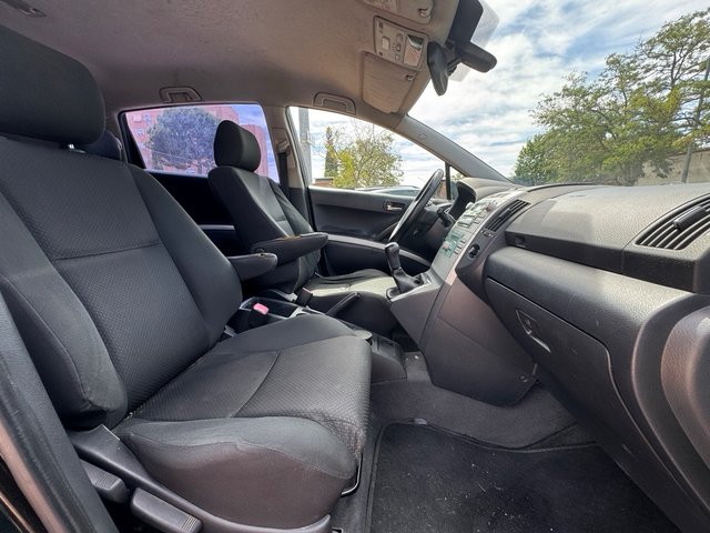7 plazas 2.0D-4D Toyota Corolla 2005 etiqueta B