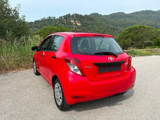 Toyota Yaris 2012