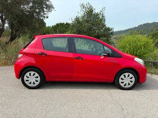 Toyota Yaris 2012