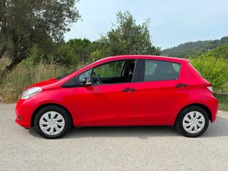 Toyota Yaris 2012