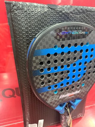 Pala Bullpadel Vertex 05 Hybrid 2026