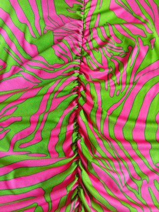 Vestido estampado cebra rosa y verde