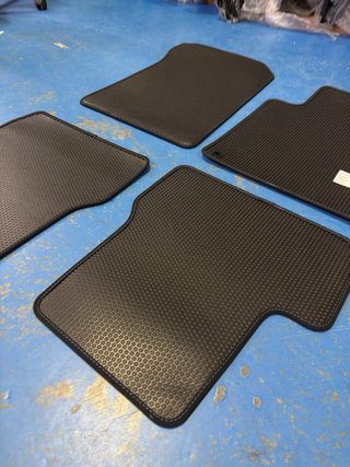 Alfombrillas a estrenar TPE Citroen C3 (09-13)