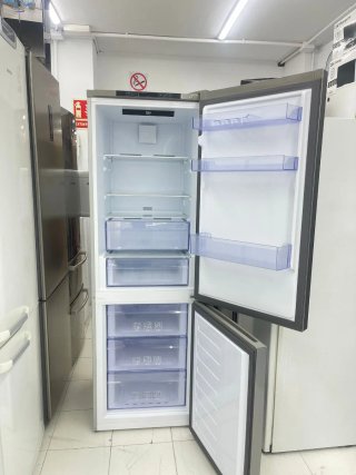 Nevera marca Beko plateada con garantía Transporte