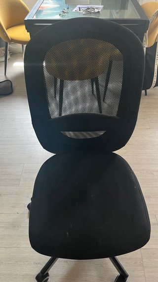 Silla de escritorio giratoria negra Ikea