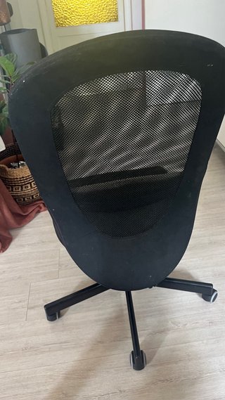 Silla de escritorio giratoria negra Ikea