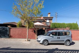 Chalet en venta en Gójar
