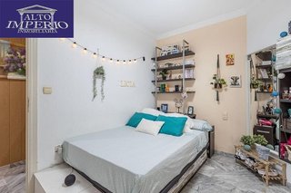 Piso en venta en Cervantes en Granada