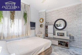 Piso en venta en Cervantes en Granada