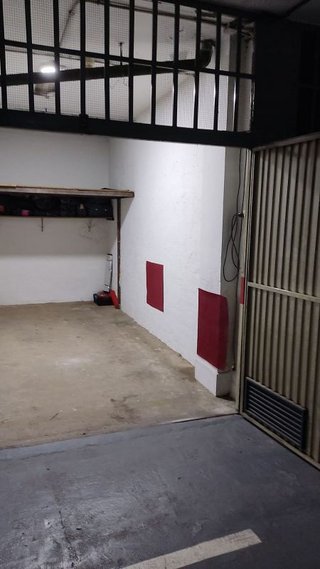 Garaje en venta en Cervantes en Granada