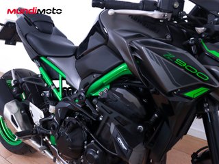 KAWASAKI Z 900