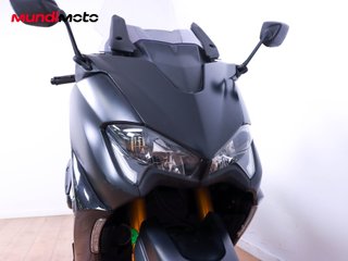 YAMAHA T-MAX 560