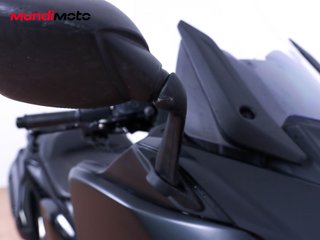 YAMAHA T-MAX 560