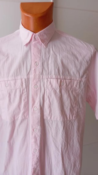 Camisa vintage de hombre color rosa. Nueva