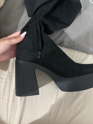 Botas altas negras
