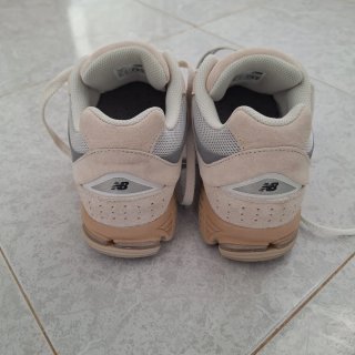 New Balance U2002RJ Beige/Gris