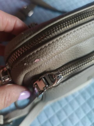 Lote 3 bolsos: beige, negro y marrón clarito